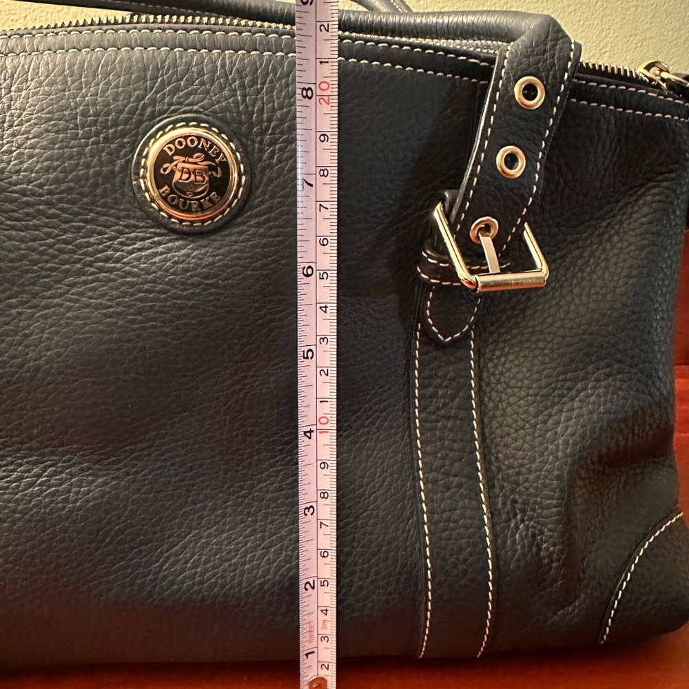Dooney and Burke Navy Blue Satchel with detachable shoulder strap and wallet - Picture 7 of 15